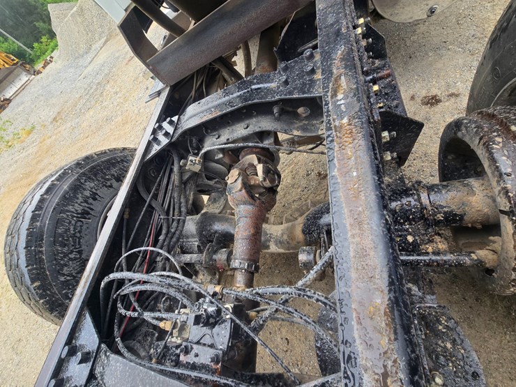 #24355-•-2004-mack-cv713-granite-dump-truck-image-122