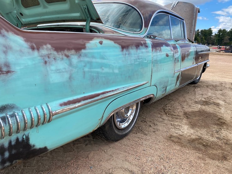 #109-•-1956-cadillac-de-ville-sedan-(title-in-delay)-(nitke-yard-mosinee,-wi)-image-29