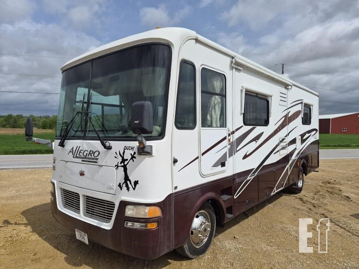 2004-lamar-motor-home-10242-image-1