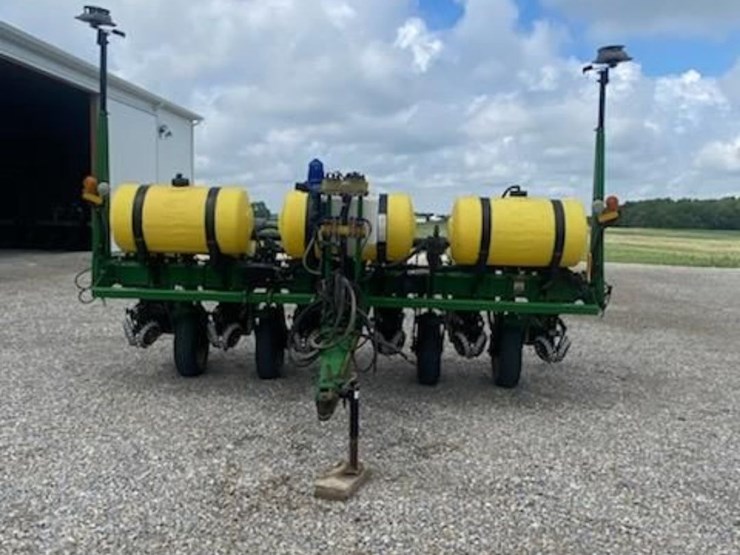 john-deere-1750-image-3
