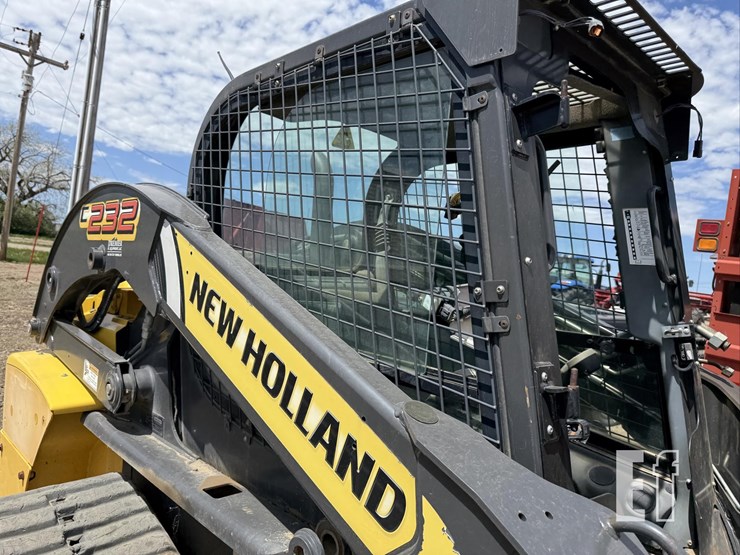 new-holland-c232-image-11