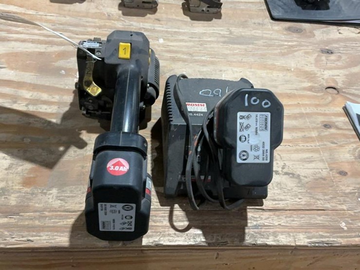 #100-•-fromm-battery-bander-image-2