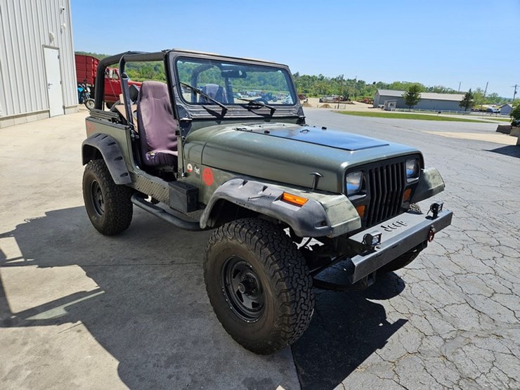 1995-jeep-wrangler-image-7