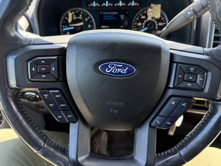 2018-ford-f150-xlt-image-30