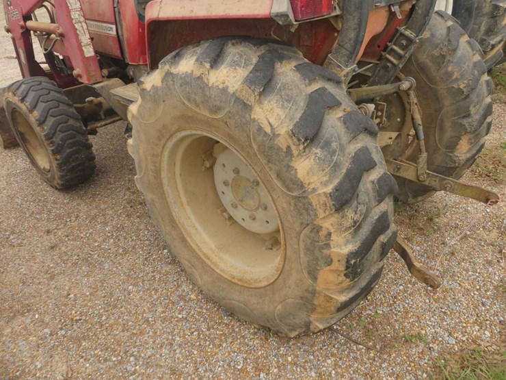 massey-ferguson-1440v-image-6