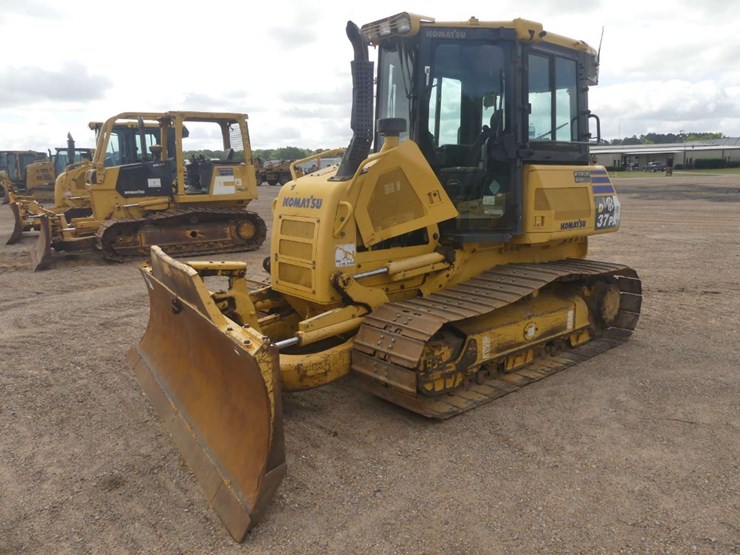 2015-komatsu-d37px-23-image-1