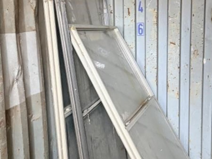 l2---contents-of-conex-image-7