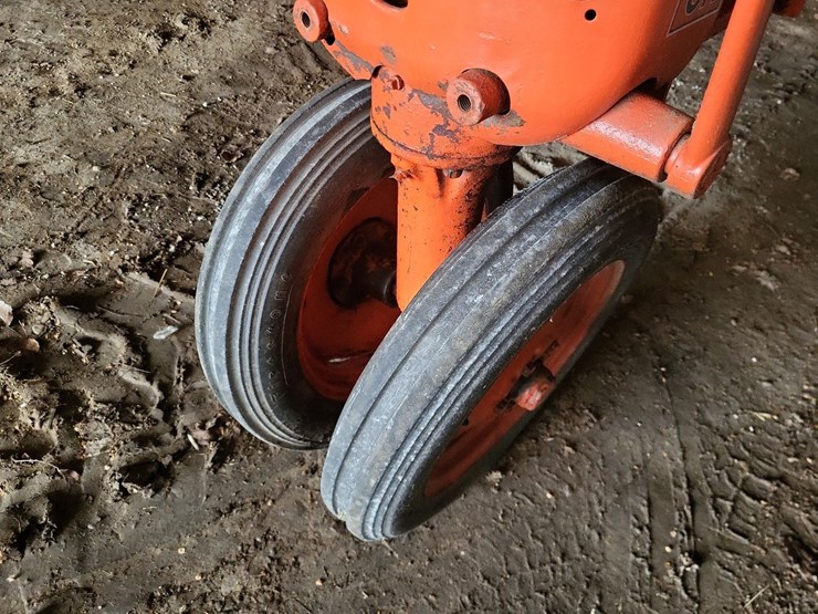 allis-chalmers-ca-tractor-image-14