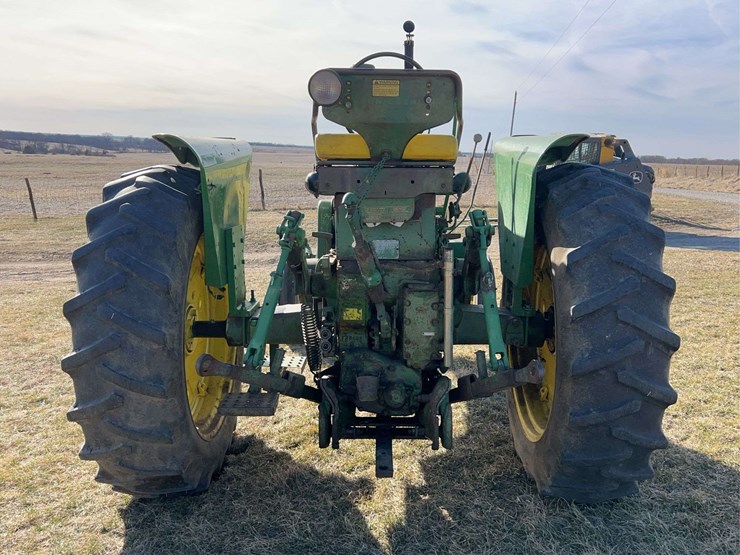john-deere-720-image-4