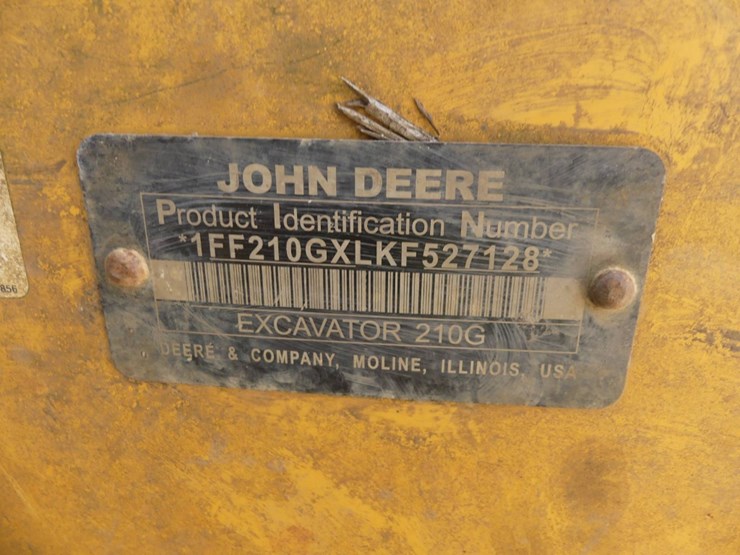 2019-deere-210g-image-11