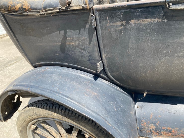 1916-ford-model-t-image-18