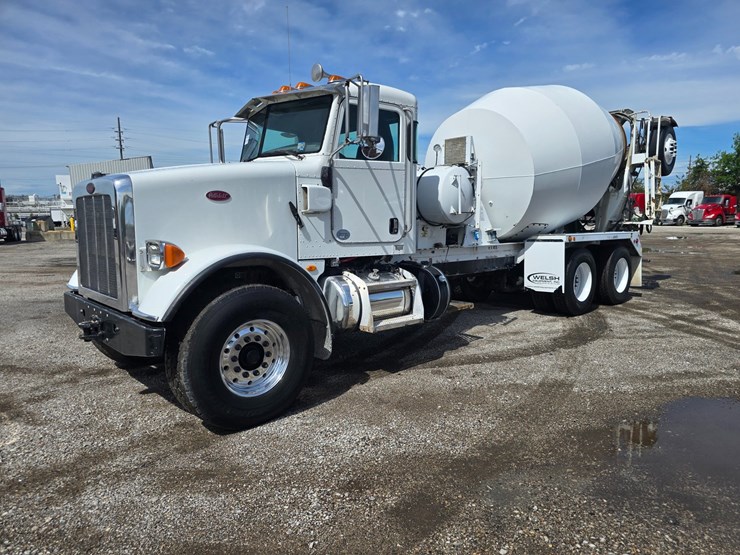 2014-peterbilt-365-image-4