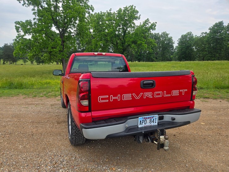 #24356-•-2006-chevrolet-silverado-pickup-truck-image-10