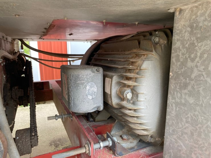 2000-brock-sa-1200-c-grain-dryer-￼-image-18