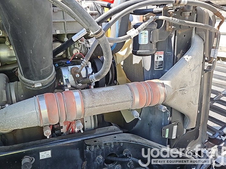 2019-freightliner-cascadia-125-image-44