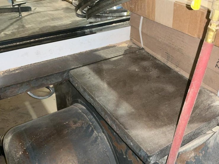 #129-•-tannewitz-gh-bandsaw-image-12
