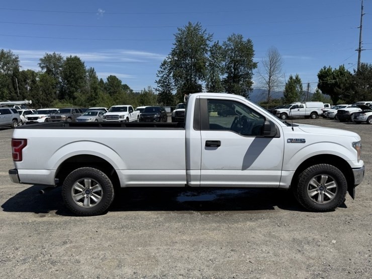 2018-ford-f150-xlt-image-3