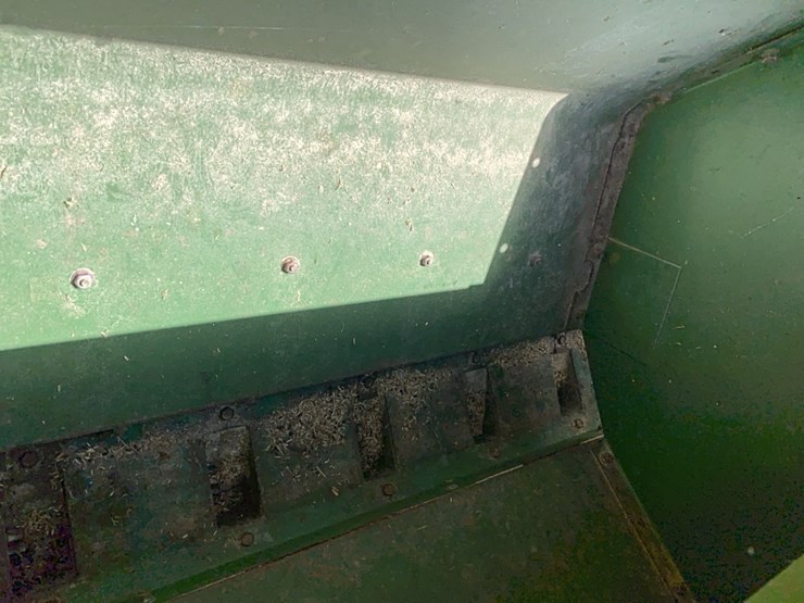john-deere-8300-image-23