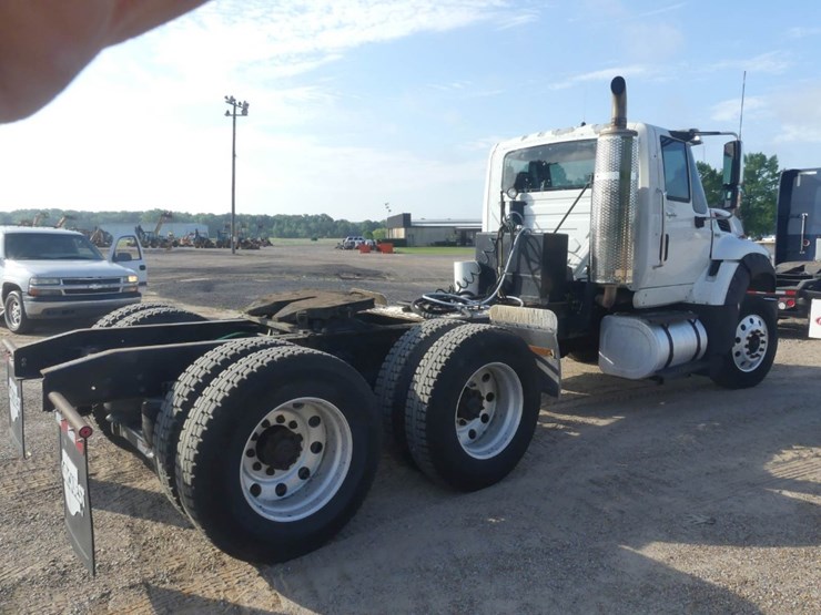 2013-international-workstar-7600-image-3