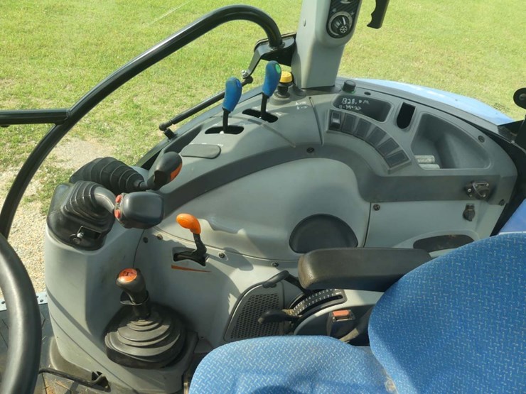new-holland-t4.95-image-14