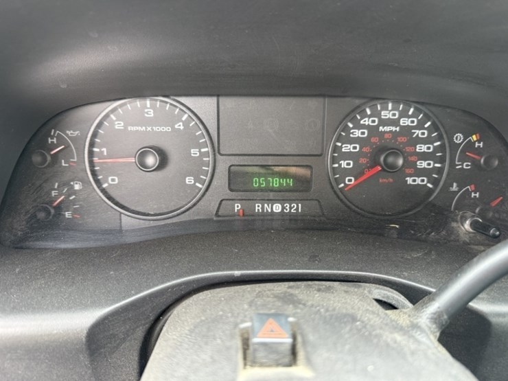 2007-ford-f350-image-28