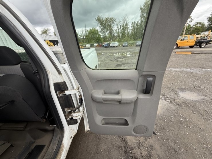 2008-chevrolet-silverado-1500-image-24