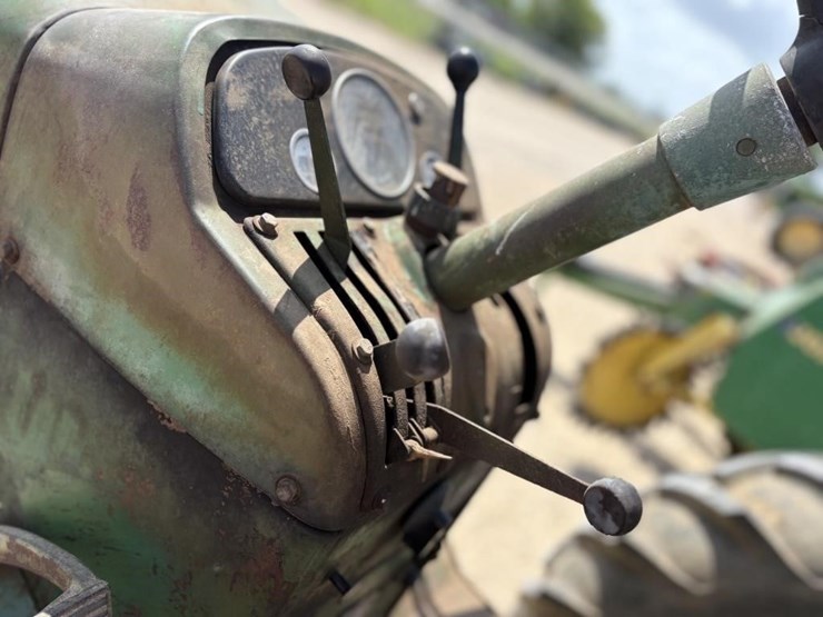 1962-john-deere-2010-image-11