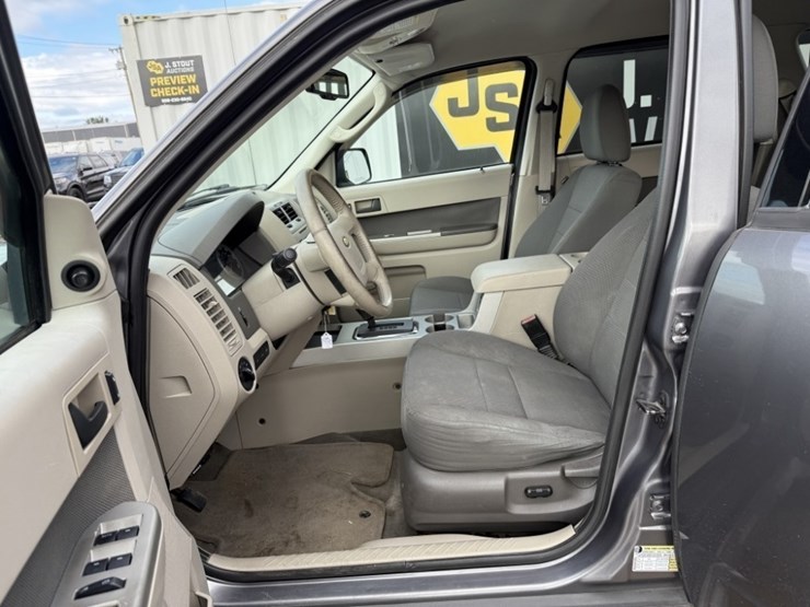 2009-ford-escape-image-13