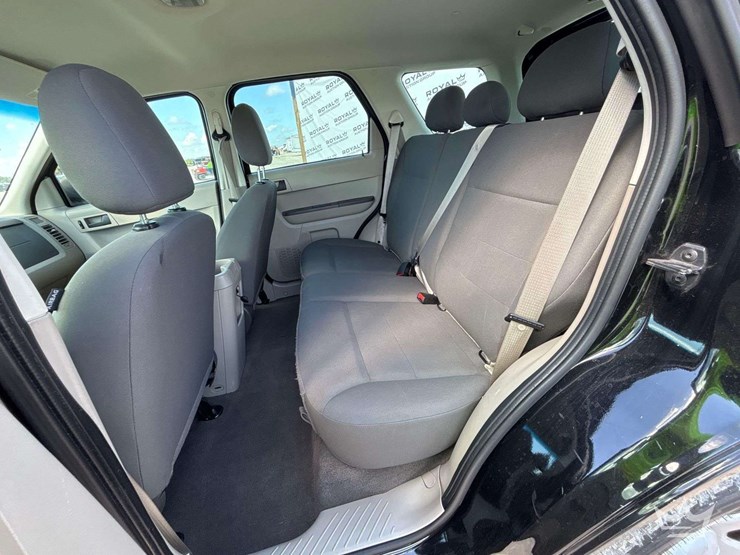 2008-ford-escape-image-16