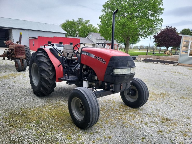 2006-case-ih-jx1075c-image-11
