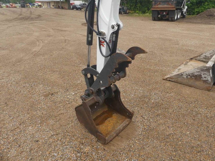 2022-bobcat-e26-image-6