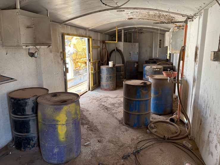 40’-x-10’-x-11’-mud-house-image-4