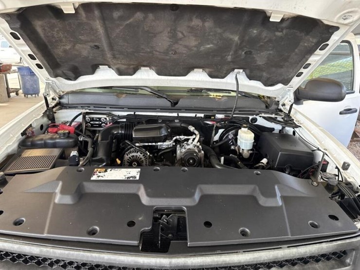2012-chevrolet-silverado-1500-image-12