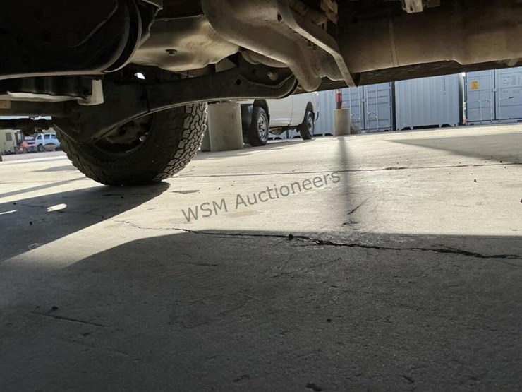 2012-ford-f350-image-25