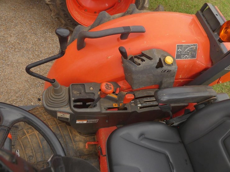 2023-kubota-m7060hd-image-14