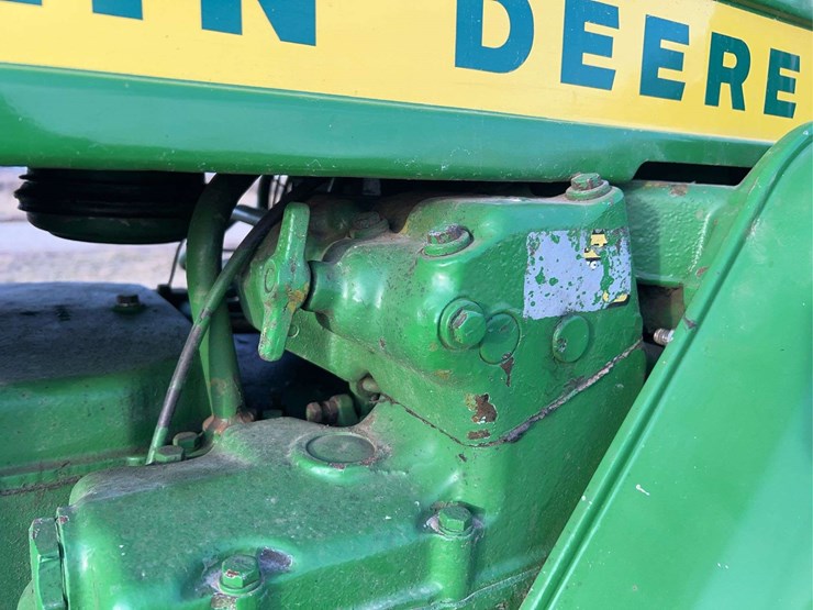 john-deere-820-image-61