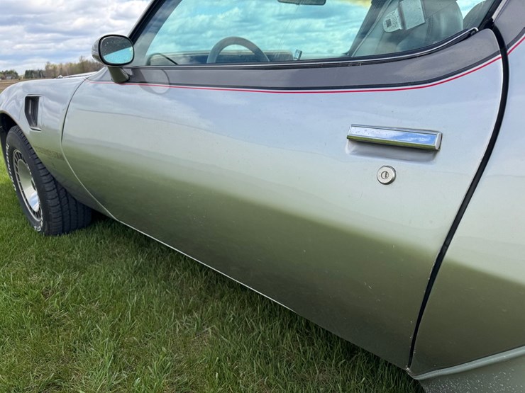 #138-•-1979-pontiac-trans-am-10th-anniversary-(has-wi-title)-(clintonville,-wi)-image-46