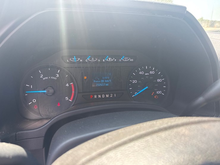 2017-ford-f550-image-7