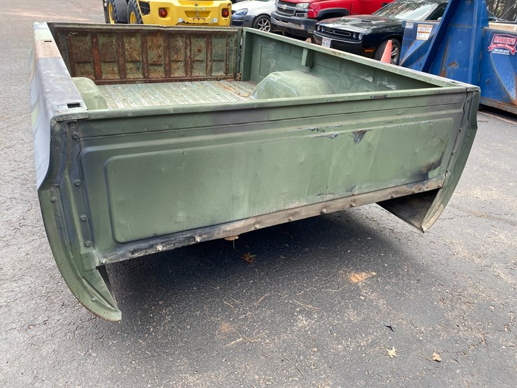 #144-•-1986-chevy-d30-8'-long-box-bed-image-27
