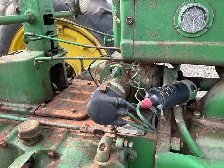 john-deere-b-image-12