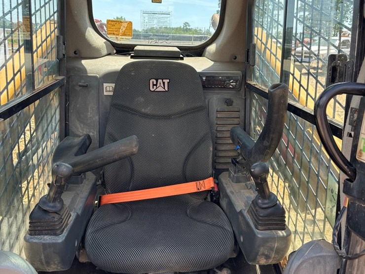 caterpillar-279d3-image-5
