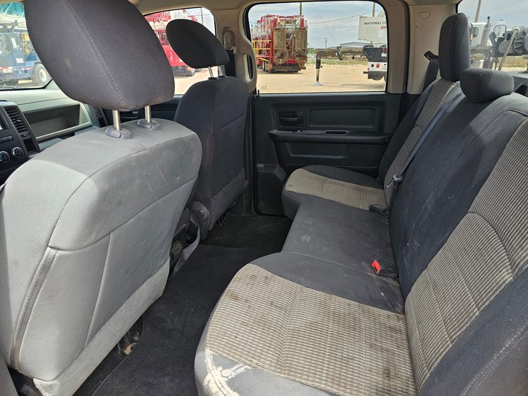 2012-dodge-2500-image-7