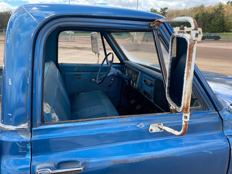 1967-chevrolet-c10-image-34