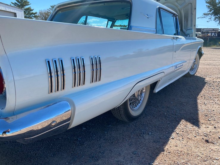 #114-•-1960-ford-thunderbird-(has-wi-title)-(schofield,-wi)-image-23