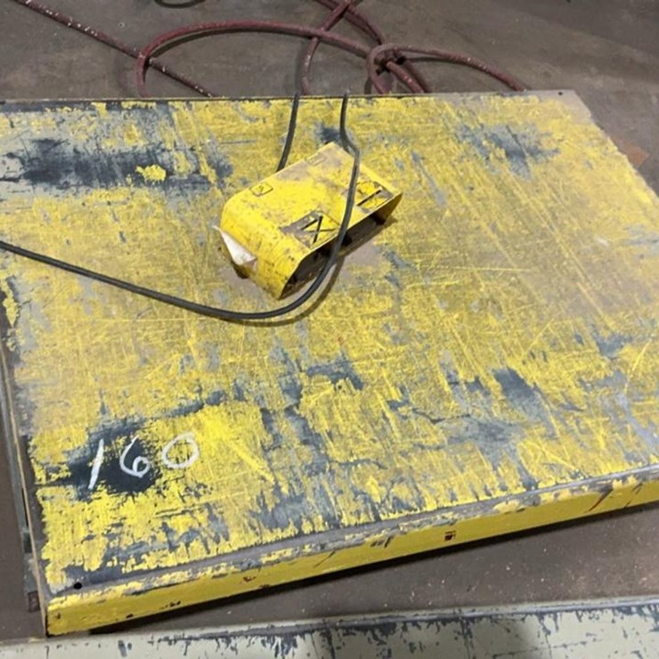 #160 • Scissor Lift