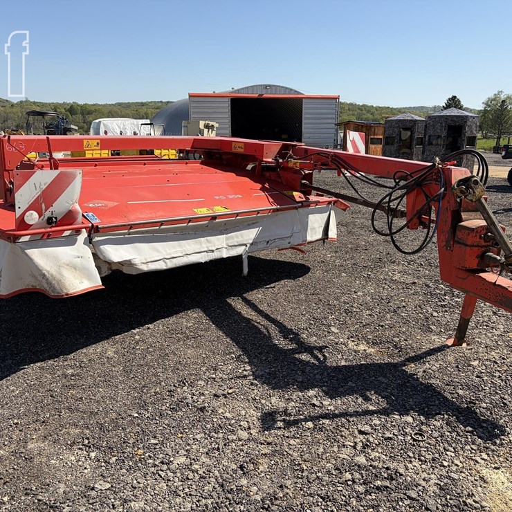KUHN FC302