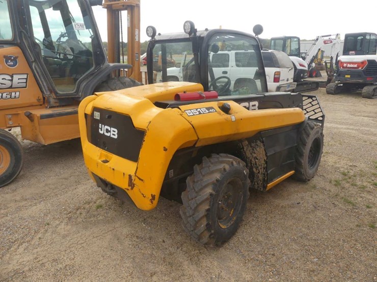 jcb-515-40-image-3