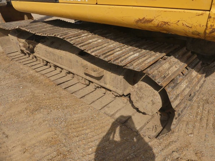 2019-deere-210g-image-5