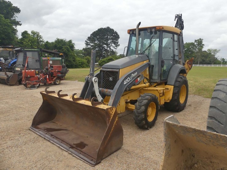 deere-410j-image-1
