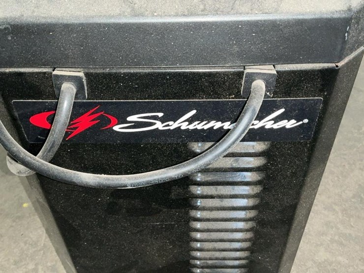 #106-•-schumacher-sc-1445-battery-charger/engine-starter-image-10